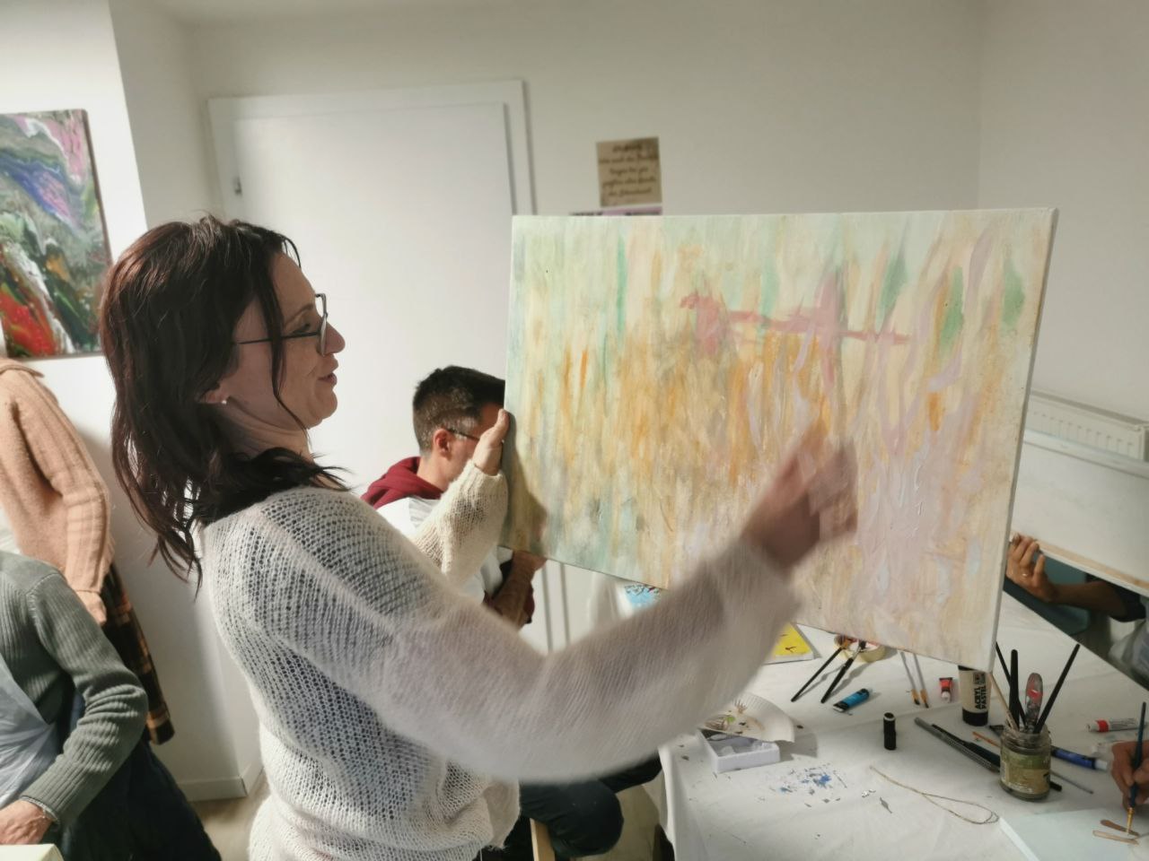 5407114417373121695 121